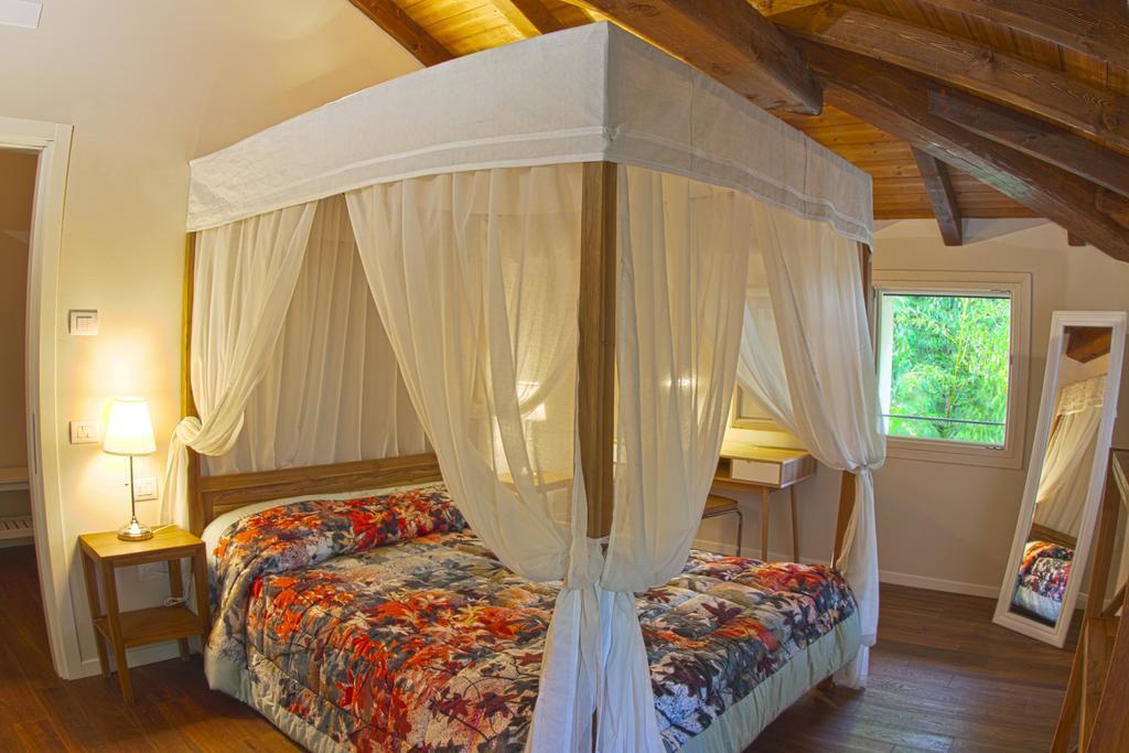 Locanda Del Toro Calderara di Reno Ngoại thất bức ảnh