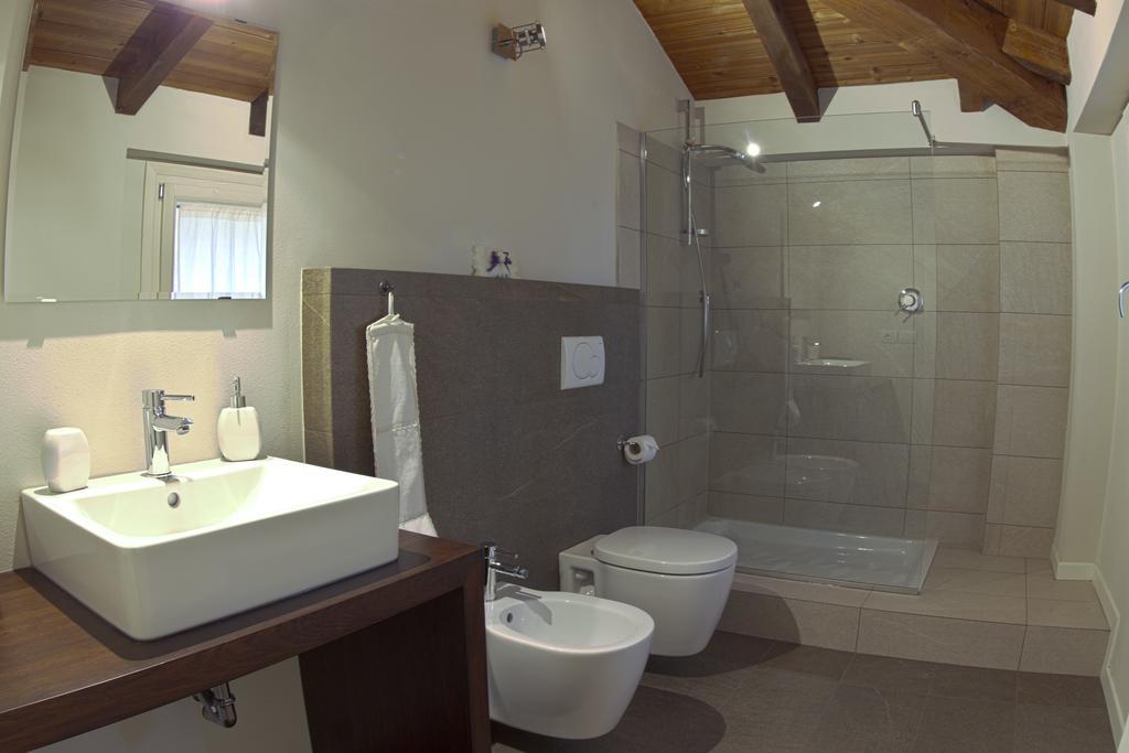 Locanda Del Toro Calderara di Reno Ngoại thất bức ảnh